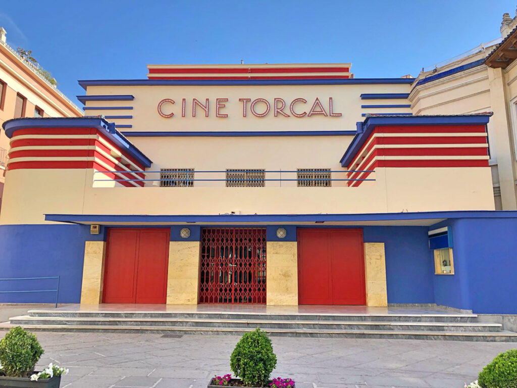 Fachada del Cine Torcal de Antequera