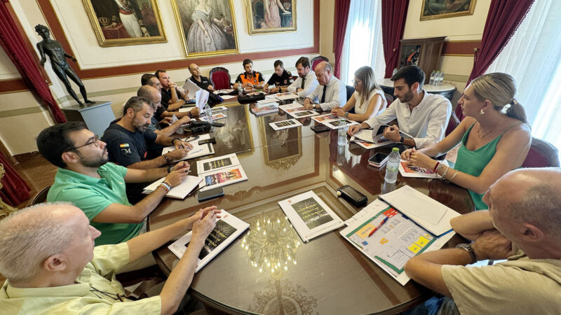 Reunión del dispositivo de seguridad Real Feria de Agosto Antequera 2024.