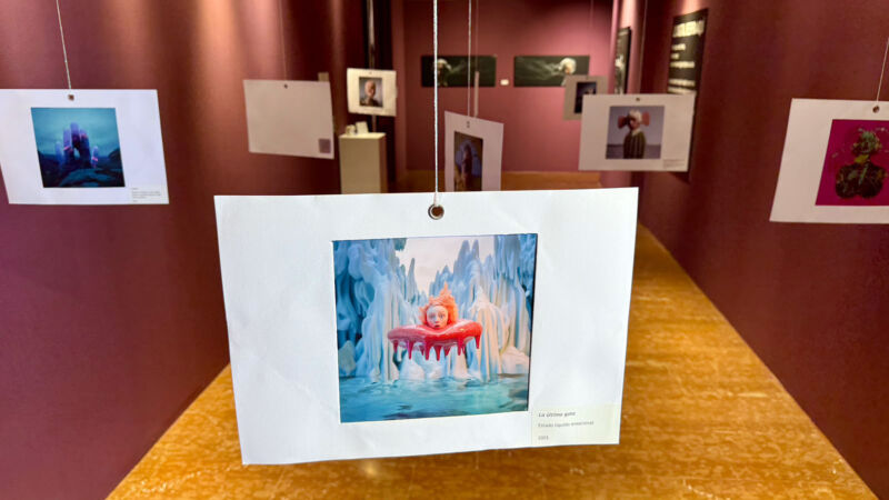El corazón artificial late aquí. Exposición de Uliana Trubina