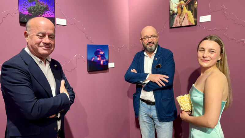 El corazón artificial late aquí. Exposición de Uliana Trubina