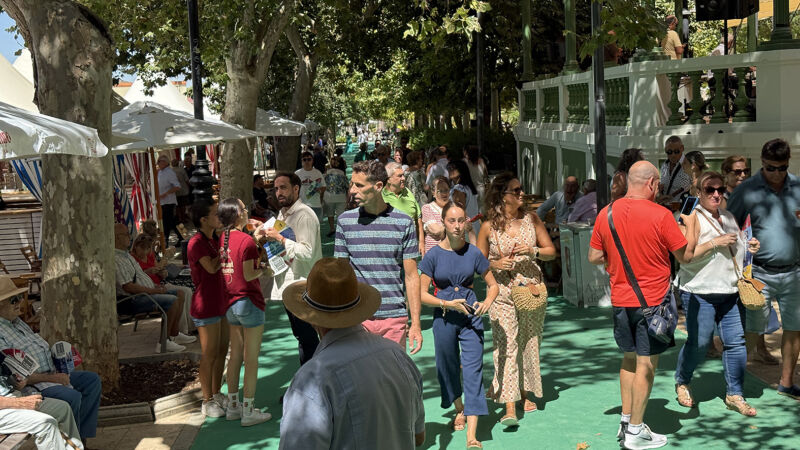 Feria Paseo Real 2026